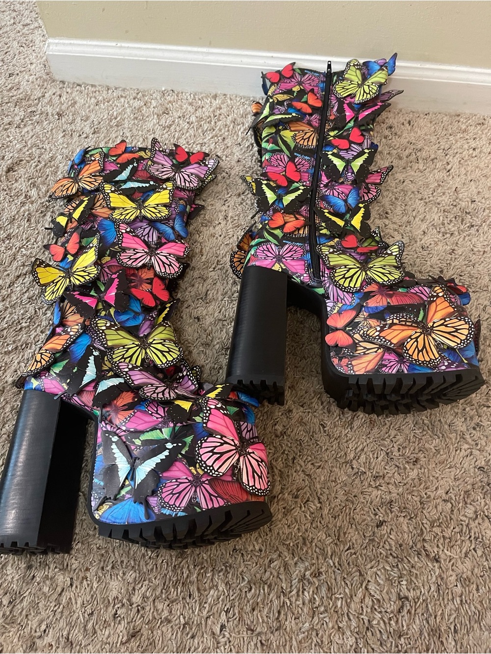 3D Butterfly Embellished Platform Knee-High Boots - Multicolor incl purse! - Picture 6 of 7